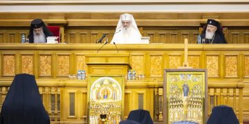 Sfântul Sinod a aprobat canonizarea a 16 femei cu viață sfântă