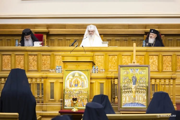 Sfântul Sinod a aprobat canonizarea a 16 femei cu viață sfântă