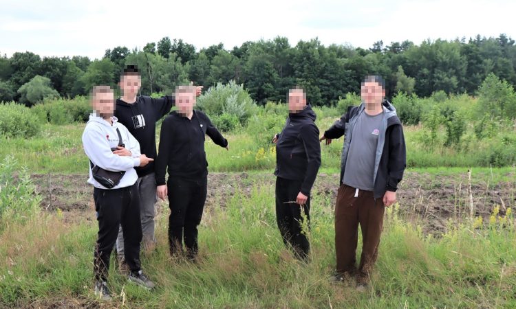 Un ucrainean a fost arestat preventiv pentru călăuzirea a patru conaționali