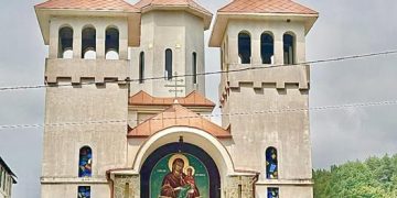 Hram la Biserica ortodoxă Sfânta Ana din Ferneziu