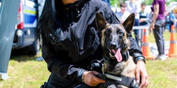 Agent de poliție Jessica și câinele polițist Nyx, o prietenie dincolo de cuvinte 