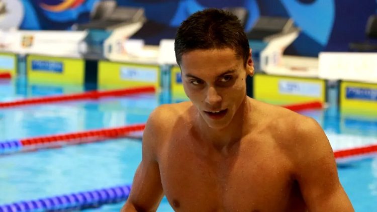 David Popovici s-a calificat în semifinale la 200 de metri liber la Campionatul Mondial de Nataţie