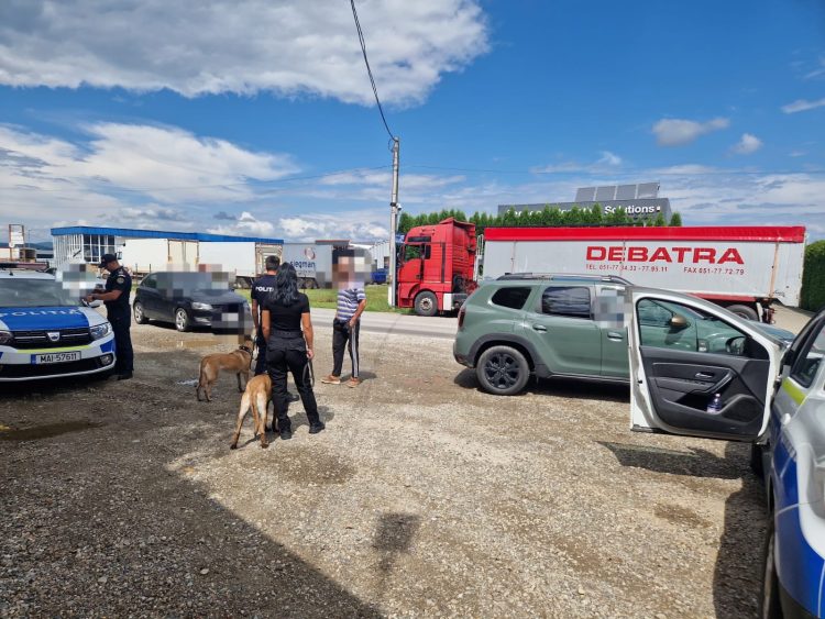 Polițiștii din Sighetu Marmației au revenit pe drumurile publice, împreună cu grupa canină