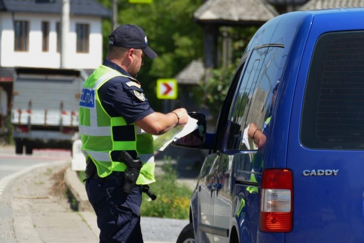 În două ore de acțiune la Ocna Șugatag și Sarasău, polițiștii au constatat 35 de abateri