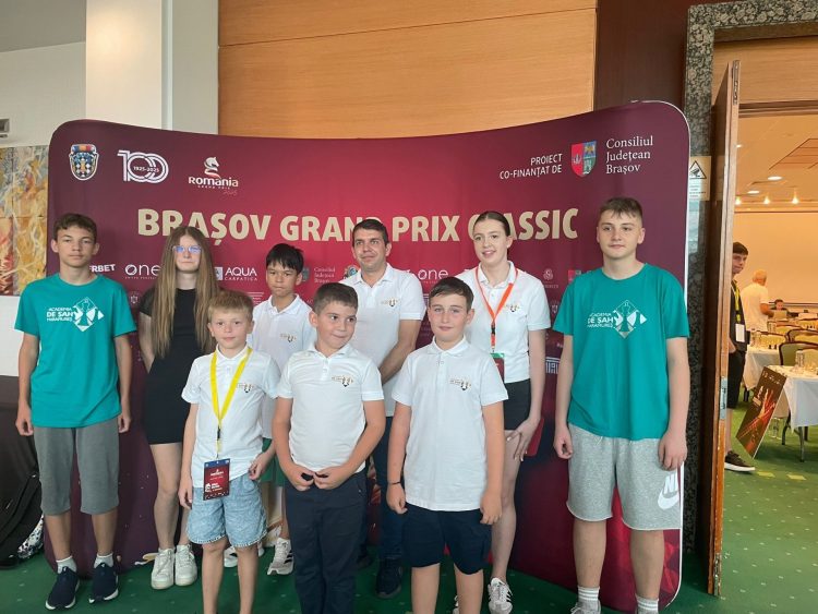 Brașovul a găzduit al treilea turneu din seria „Grand Prix România 2025” – performanțe remarcabile pentru Academia de Șah Maramureș