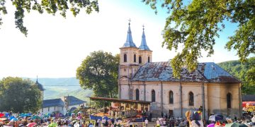 PS Timotei: Maica Domnului, scara spre cer și model de rugăciune și smerenie