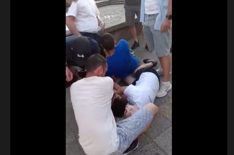 Ce spune IPJ Maramureș despre incidentul halucinant din Piața Libertății din Baia Mare