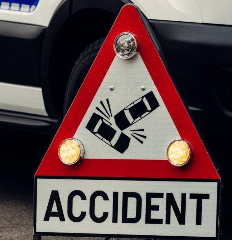 Accident la Sighetu Marmației. Un minor a ajuns la spital după ce a fost acroșat de un autoturism în timp ce conducea un cvadriciclu