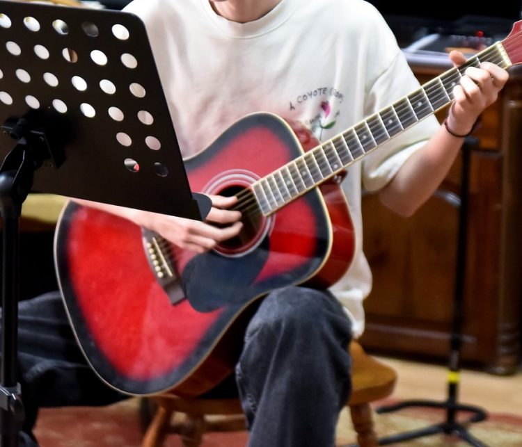 Se fac înscrieri la Școala de Artă “Gheoghe Chivu” din Sighetu Marmației