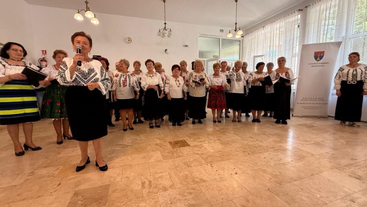 Concerte susținute de Corul Crizanteme la Ocna Șugatag și Bârsana – foto