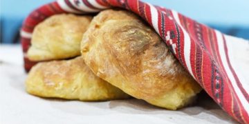 Muzeul Satului din Baia Mare găzduiește o nouă ediție a evenimentului „Dorul pâinii de ACASĂ”