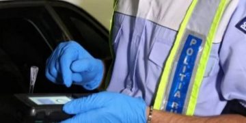 Dosar penal după depistarea unui şofer care conducea un vehicul sub influența drogurilor