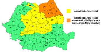 Cod galben de instabilitate atmosferică: averse torențiale, descărcări electrice, vijelii, grindină