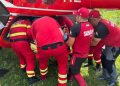 Salvamontiștii maramureșeni au coborât din zona Larga un bărbat accidentat la mâini și picioare