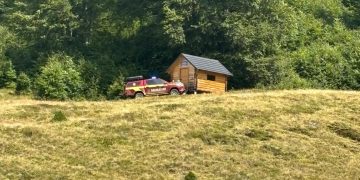 Acțiune contracronometru în zona Creasta Cocoșului. Copil mușcat de șarpe. A fost solicitat elicopterul de la Jibou