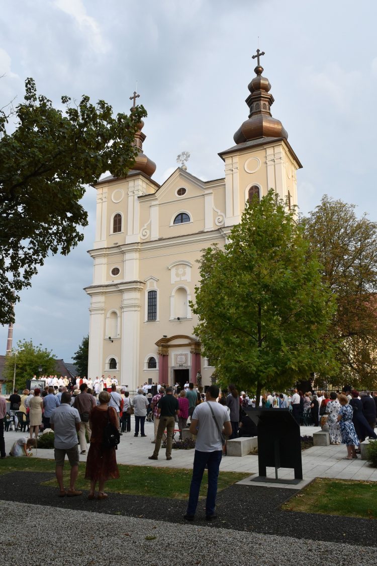 Liturghia dedicată Sfântului Ștefan, de duminică, 17 august, va fi transmisă în direct pe Maria Tv