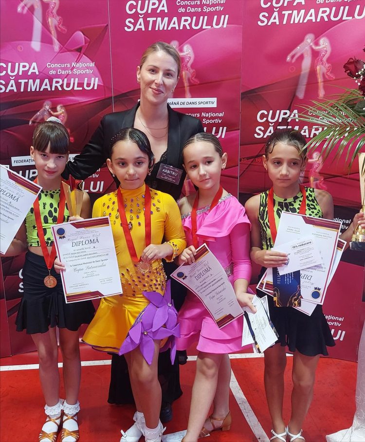 „Galacticii” strălucesc la „Cupa Sătmarului” – rezultate deosebite pentru dansatorii clubului