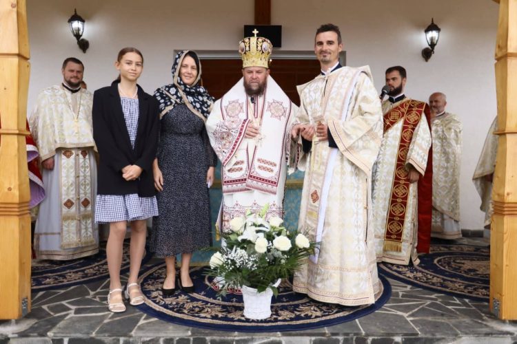 PS Timotei – în mijlocul credincioșilor din Ocoliș