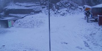 La sfârșit de septembrie ploi, frig și ninsori la Borșa