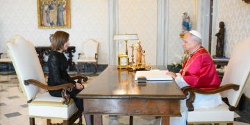 Maia Sandu a fost primită în audienţă de Papa Leon al XVI-lea: „M-a asigurat că Moldova este văzută şi este auzită”. Şefa statului a fost însoţită de mama şi sora sa – FOTO
