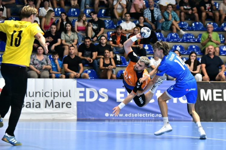 Minaur se califică în grupele EHF European League după aruncări de la 7m