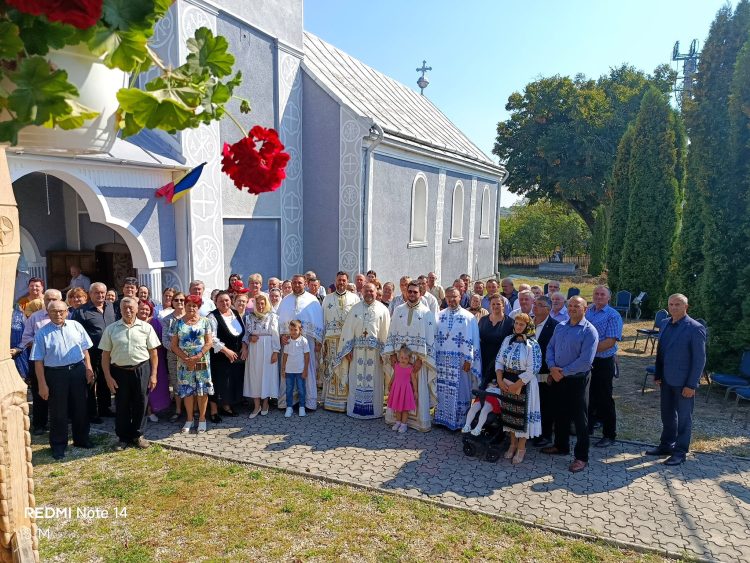 Părintele Sadoveanu Ionuț Marian, noul preot paroh al Bisericii “Sfinții Arhangheli Mihail şi Gavriil” din Odești