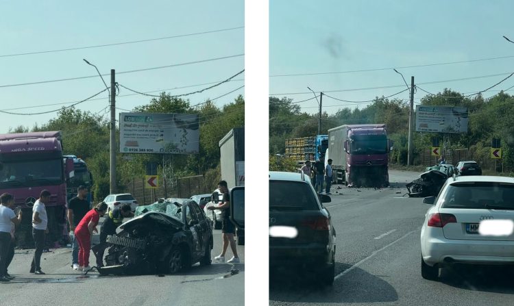 Accident violent pe  Dura în Baia Mare – autoturism făcut praf după impact cu un camion