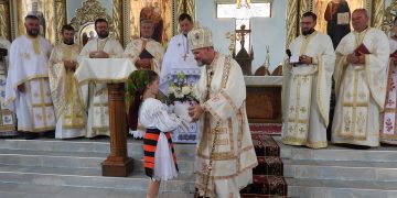 Hram și aniversare la Parohia greco-catolică „Adormirea Maicii Domnului” din Strâmtura