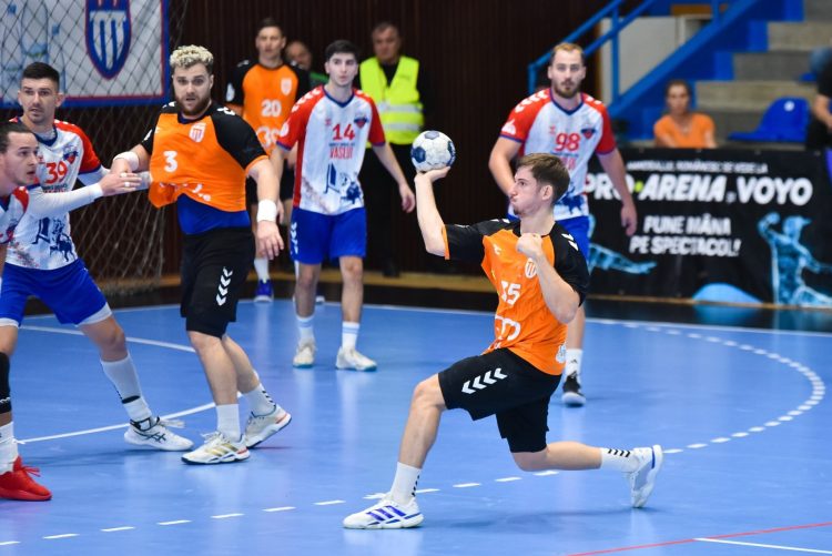 Minaur se impune la primul meci acasă și urcă pe locul al doilea