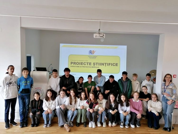 Deschiderea cursurilor de Biologie la Liceul „Ep. Dr. Alexandru Rusu” Baia Mare – Filiala Centrului Județean de Excelență Maramureș