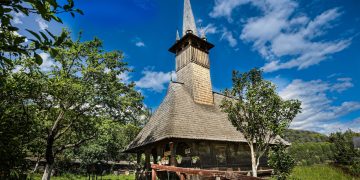 Au început lucrările de restaurare la Biserica „Sfântul Mare Mucenic Gheorghe”   din Muzeul Satului Baia Mare