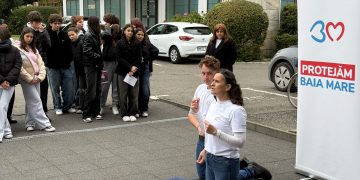 Campania „Fii Pregătit să Salvezi Vieți”: cursuri gratuite de instruire pentru utilizarea defibrilatoarelor automate externe. GALERIE FOTO