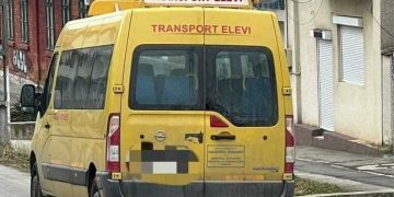 Copiii din Șieu au rămas fără microbuzul școlar din cauza excesului de zel al unui executor judecătoresc
