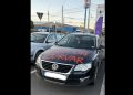 Răzbunare cu stil în Baia Mare: mesajul „ferm” de pe capota mașinii