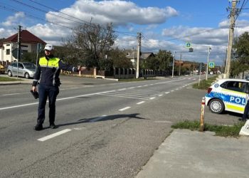 Șase filtre rutiere, peste 100 de persoane legitimate de polițiști, 48 de sancțiuni contravenționale aplicate și 2 infracțiuni constatate la Ulmeni