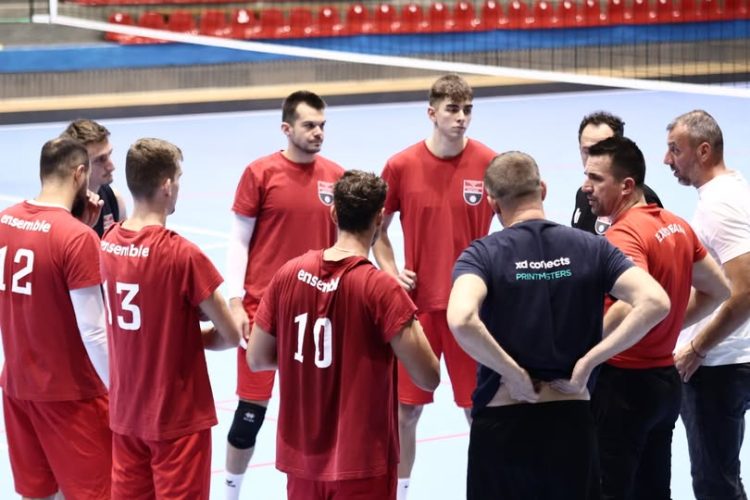 Volei. Divizia A1. Știința Explorări Baia Mare are primul meci acasă