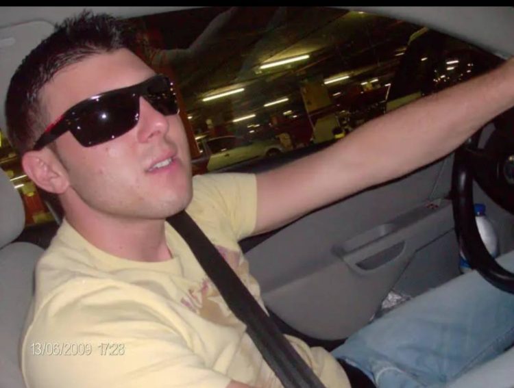 Apel  disperat pe Facebook: „Sunt în căutarea tatălui fiicei mele….”