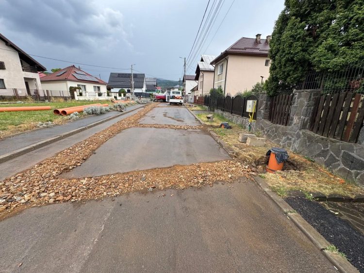 După „modelul Baia Mare” și în Baia Sprie se închid străzi