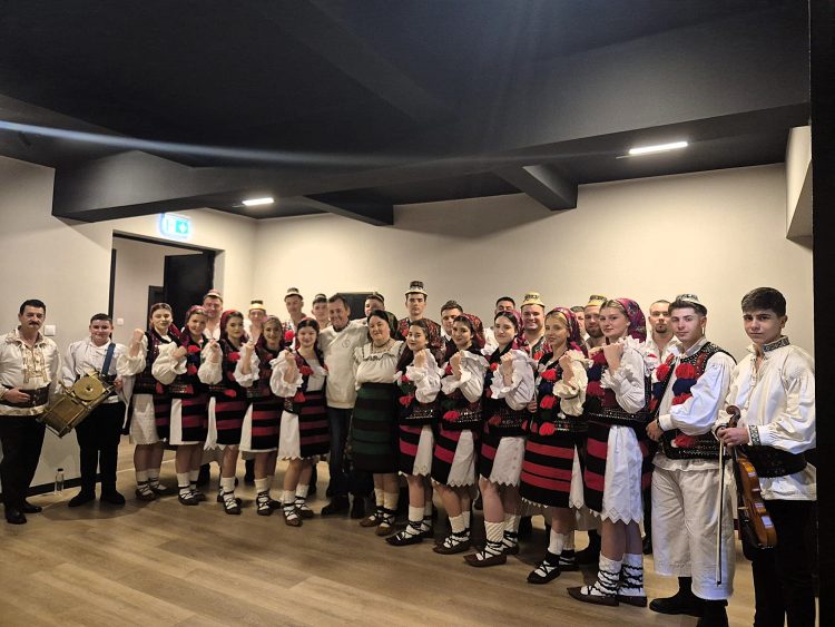 Ansamblul Folcloric „MARA” din Sighetu Marmației – Premiul de Excelență la Festivalul „Jocul Fecioresc din Transilvania” Cluj Napoca