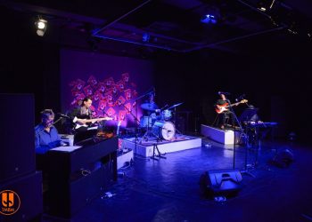 Poftiți la Teatru pentru un spectacol aparte