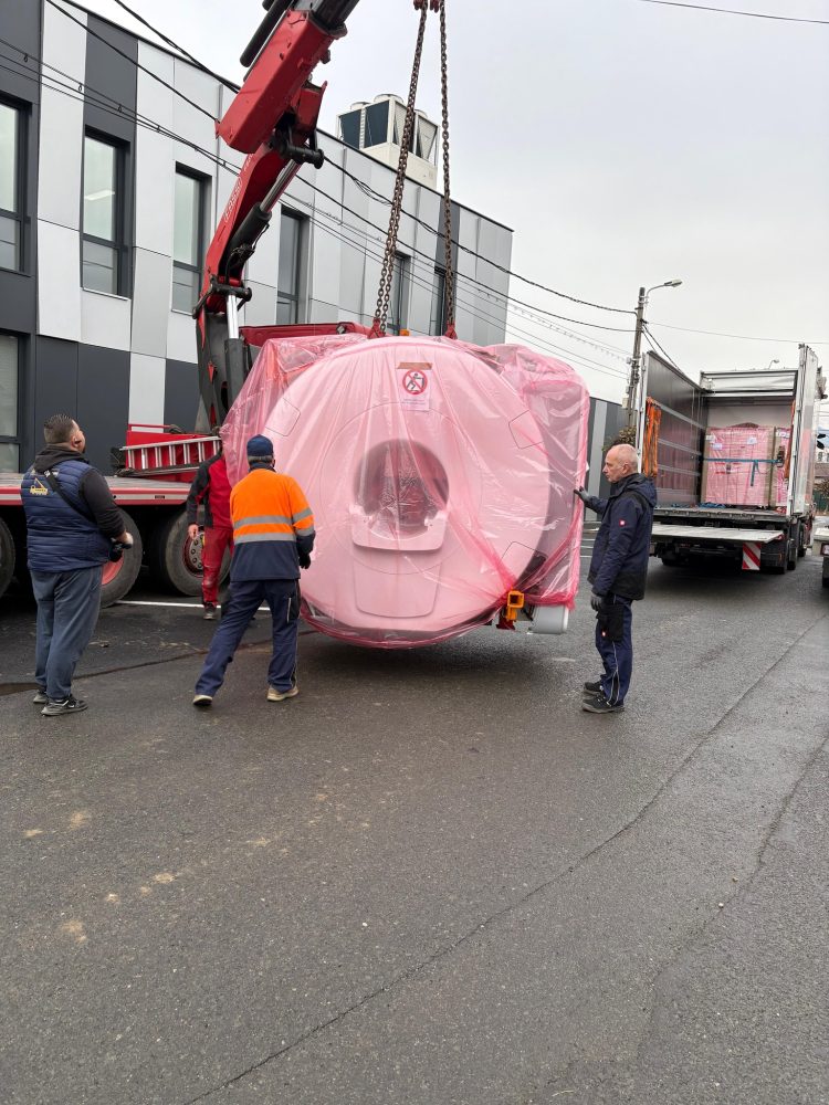 Un pas uriaș pentru sănătatea din Maramureș: a sosit noul aparat RMN la Spitalul de Boli Infecțioase și Psihiatrie din Baia Mare!