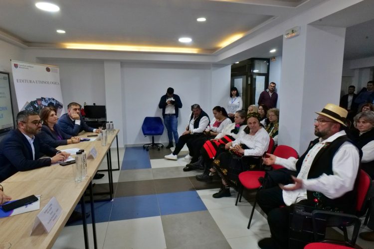 Ministrul Muncii, Familiei, Tineretului și Solidarității sociale, întâlnire cu meșterii populari ai Maramureșului