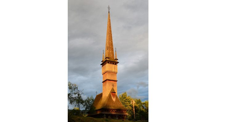 Hram la Biserica greco-catolică Sfinții Arhangheli Mihail și Gavril din Șurdești