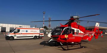 Explozie urmată de incendiu într-un bloc de locuințe