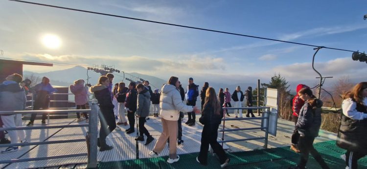 Lecție despre natură, responsabilitate și motivație, predată la Cavnic de jandarmii montani