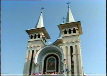 Hramul Catedralei „Sfinții Arhangheli Mihail și Gavriil”, prilej de rugăciune și binecuvântare la Sighetu Marmației