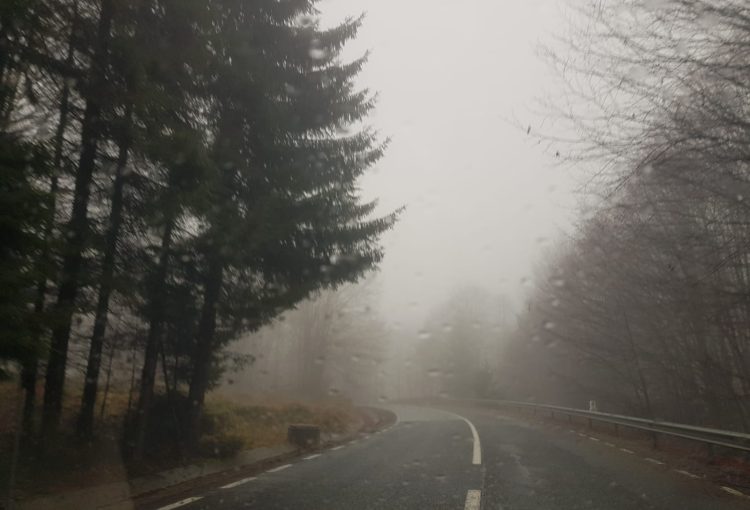 ANM anunță ploi în toată țara și răcirea vremii în următoarele zile