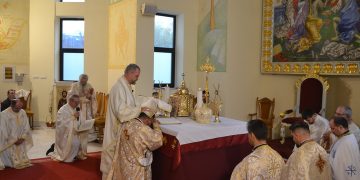 Diaconul Vasile Lucian Hrenyuk a fost hirotonit întru preoție – foto