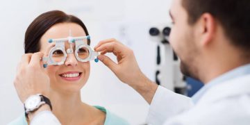 Zi de sănătate pentru ochi la Ocna Șugatag. Consultații optometrice gratuite joi, 27 noiembrie