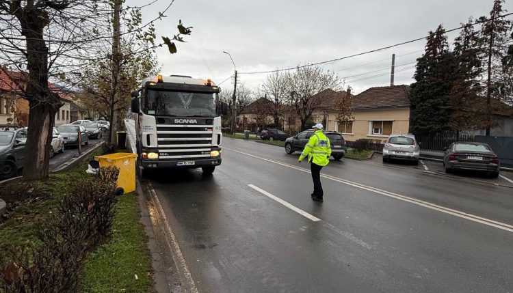 Polițiștii locali din Baia Mare au verificat respectarea tonajului pentru protejarea infrastructurii rutiere